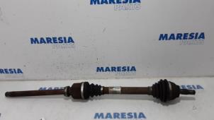 Used Front drive shaft, right Peugeot 5008 I (0A/0E) 1.6 THP 16V Price € 65,00 Margin scheme offered by Maresia Parts