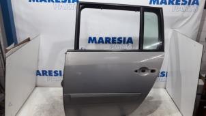 Used Rear door 4-door, left Renault Espace (JK) 2.0 dCi 16V 175 FAP Price € 75,00 Margin scheme offered by Maresia Parts