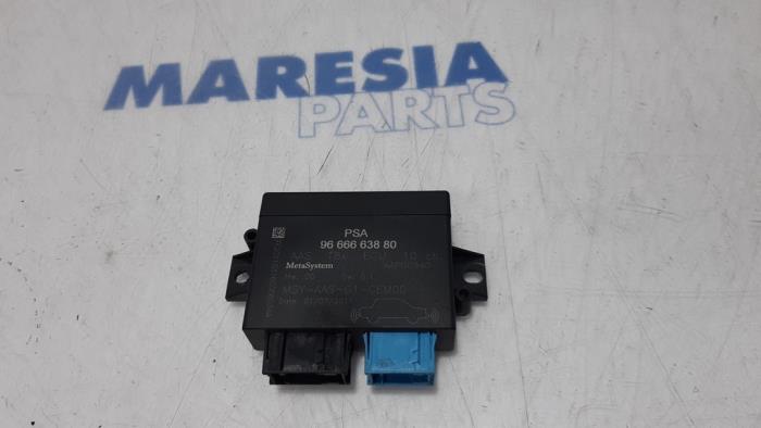 Begagnade PDC-modul Peugeot 5008 I (0A/0E) 1.6 THP 16V Pris € 60,00 Marginaltabell erbjuds av Maresia Parts