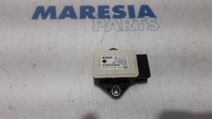 Używane Sterownik ESP Peugeot 5008 I (0A/0E) 1.6 THP 16V Cena € 30,00 Procedura marży oferowane przez Maresia Parts