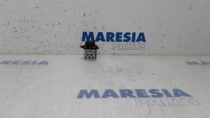 Used Cooling fan resistor Renault Megane III Grandtour (KZ) 1.5 dCi 95 Price € 20,00 Margin scheme offered by Maresia Parts