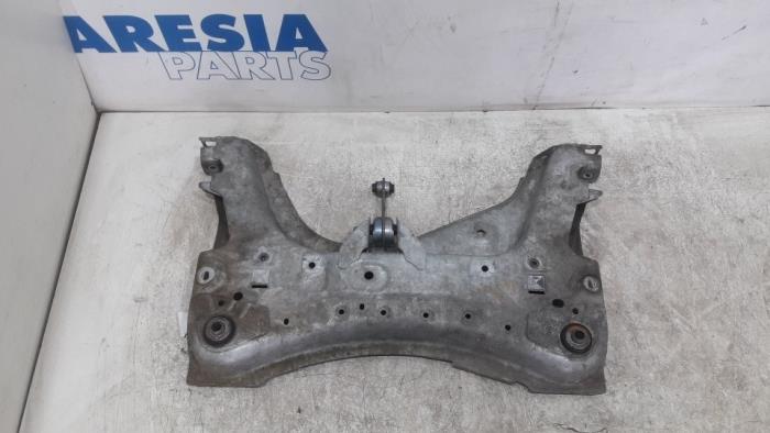 Begagnade Underram Renault Zoé (AG) 46kW Pris € 79,95 Marginaltabell erbjuds av Maresia Parts