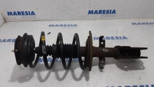 Used Front shock absorber rod, right Renault Espace (JK) 2.0 dCi 16V 175 FAP Price € 80,00 Margin scheme offered by Maresia Parts