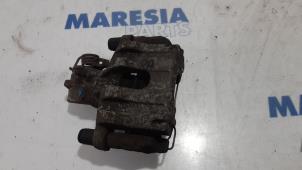 Used Rear brake calliper, right Renault Espace (JK) 2.0 dCi 16V 175 FAP Price € 90,00 Margin scheme offered by Maresia Parts
