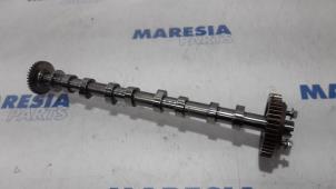 Used Camshaft Renault Trafic New (FL) 2.0 dCi 16V 115 Price € 131,25 Margin scheme offered by Maresia Parts