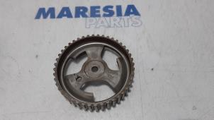 Used Camshaft sprocket Citroen C5 III Berline (RD) 1.6 HDiF 16V Price € 20,00 Margin scheme offered by Maresia Parts