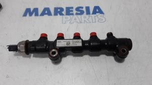 Used Fuel injector nozzle Citroen C5 III Berline (RD) 1.6 HDiF 16V Price € 30,00 Margin scheme offered by Maresia Parts