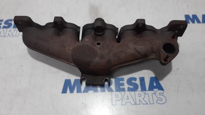 Gebrauchte Abgaskrümmer Peugeot Expert (G9) 2.0 HDi 120 Preis € 29,95 Margenregelung angeboten von Maresia Parts