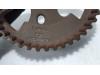 Camshaft sprocket from a Peugeot 5008 I (0A/0E) 1.6 BlueHDi 120 2015