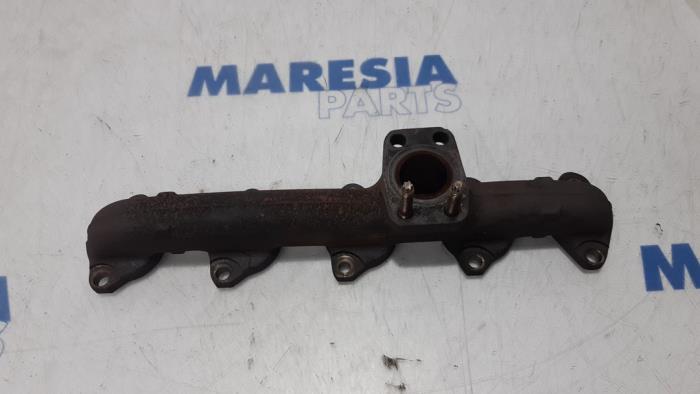 Gebrauchte Abgaskrümmer Peugeot 5008 I (0A/0E) 1.6 BlueHDi 120 Preis € 24,95 Margenregelung angeboten von Maresia Parts