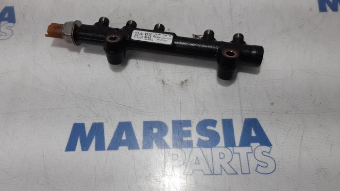Usagé Système d'injection Peugeot 5008 I (0A/0E) 1.6 BlueHDi 120 Prix € 35,00 Règlement à la marge proposé par Maresia Parts