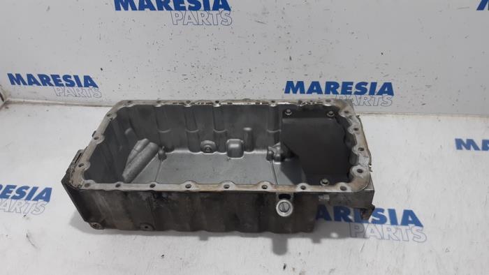 Gebrauchte Ölwanne Peugeot 308 CC (4B) 2.0 HDiF 16V Preis € 75,00 Margenregelung angeboten von Maresia Parts