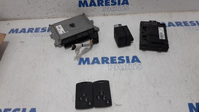 Used Engine management computer Renault Clio IV (5R) 0.9 Energy TCE 90 12V Price € 315,00 Margin scheme offered by Maresia Parts