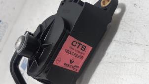 Gaspedalposition Sensor van een Renault Zoé (AG) 46kW 2013