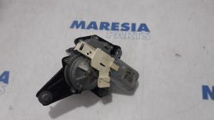 Used Rear wiper motor Renault Espace (JK) 2.0 dCi 16V 175 FAP Price € 35,00 Margin scheme offered by Maresia Parts