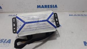 Usados Airbag derecha (salpicadero) Renault Espace (JK) 2.0 dCi 16V 175 FAP Precio € 75,00 Norma de margen ofrecido por Maresia Parts