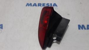 Used Taillight, left Renault Espace (JK) 2.0 dCi 16V 175 FAP Price € 10,00 Margin scheme offered by Maresia Parts