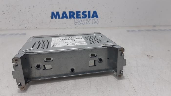 Używane Radio Citroen C3 (SC) 1.2 VTi 82 12V Cena € 236,25 Procedura marży oferowane przez Maresia Parts