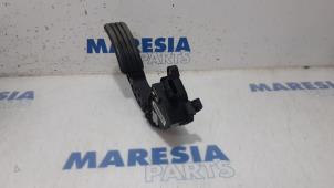 Used Throttle pedal position sensor Opel Vivaro 1.6 CDTI BiTurbo 140 Price € 30,25 Inclusive VAT offered by Maresia Parts