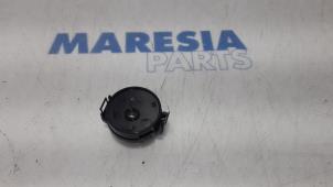 Używane Czujnik deszczu Opel Vivaro 1.6 CDTI BiTurbo 140 Cena € 18,15 Z VAT oferowane przez Maresia Parts
