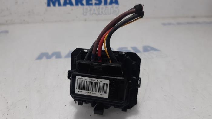 Heater resistor from a Opel Vivaro 1.6 CDTI BiTurbo 140 2015