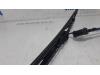 Front wiper arm from a Peugeot 107 1.0 12V 2009
