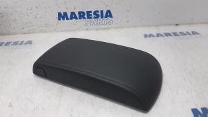 Used Armrest Peugeot 508 (8D) 1.6 THP 16V Price € 75,00 Margin scheme offered by Maresia Parts