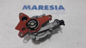 Used Vacuum pump (diesel) Renault Trafic (1FL/2FL/3FL/4FL) 1.6 dCi 125 Twin Turbo Price € 60,50 Inclusive VAT offered by Maresia Parts