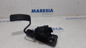 Used Throttle pedal position sensor Renault Espace (JK) 2.0 dCi 16V 150 FAP Price € 40,00 Margin scheme offered by Maresia Parts