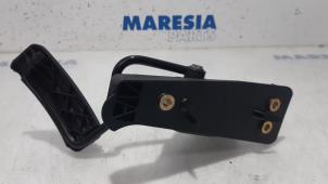 Gaspedalposition Sensor van een Renault Espace (JK) 2.0 dCi 16V 150 FAP 2011