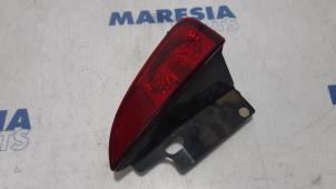 Used Rear fog light Renault Espace (JK) 2.0 dCi 16V 150 FAP Price € 10,00 Margin scheme offered by Maresia Parts