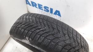 Used Winter tyre Renault Clio IV (5R) 1.5 Energy dCi 90 FAP Price € 20,00 Margin scheme offered by Maresia Parts