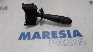 Used Wiper switch Renault Espace (JK) 2.0 dCi 16V 150 FAP Price € 40,00 Margin scheme offered by Maresia Parts