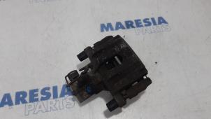 Used Rear brake calliper, right Renault Espace (JK) 2.0 dCi 16V 150 FAP Price € 75,00 Margin scheme offered by Maresia Parts