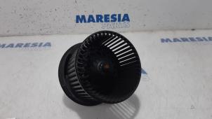 Used Heating and ventilation fan motor Peugeot 207 CC (WB) 1.6 16V Price € 30,00 Margin scheme offered by Maresia Parts