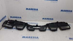 Used Rear bumper frame Renault Espace (RFCJ) 1.6 Energy dCi 160 EDC Price € 75,00 Margin scheme offered by Maresia Parts