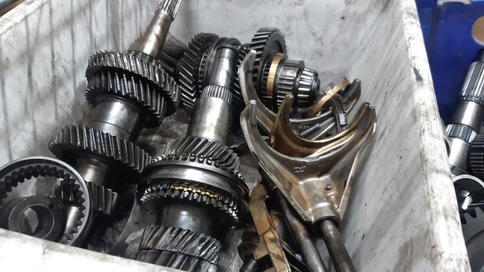 Gebrauchte Getriebe Renault Master III (MA/MB/MC/MD/MH/MF/MG/MH) 2.3 dCi 16V Preis auf Anfrage angeboten von Maresia Parts