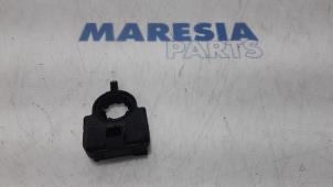 Używane Czujnik skretu kierownicy Citroen C5 III Tourer (RW) 1.6 16V THP 155 Cena € 25,00 Procedura marży oferowane przez Maresia Parts