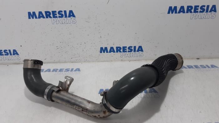 Gebrauchte Intercooler Rohr Renault Espace (RFCJ) 1.6 Energy dCi 160 Preis € 147,00 Margenregelung angeboten von Maresia Parts