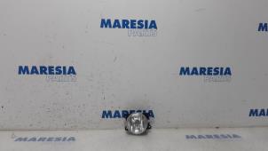 Used Fog light, front left Peugeot 5008 I (0A/0E) 1.6 THP 16V Price € 10,00 Margin scheme offered by Maresia Parts