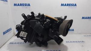 Used Heater housing Peugeot 207/207+ (WA/WC/WM) 1.6 16V GT THP Price € 157,50 Margin scheme offered by Maresia Parts