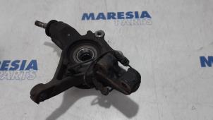 Usagé Joint avant droit Peugeot 5008 I (0A/0E) 1.6 THP 16V Prix € 34,99 Règlement à la marge proposé par Maresia Parts