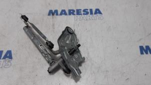 Used Wiper mechanism Peugeot 5008 I (0A/0E) 1.6 THP 16V Price € 49,99 Margin scheme offered by Maresia Parts