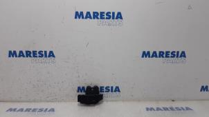 Used Tailgate lock mechanism Peugeot 207/207+ (WA/WC/WM) 1.6 16V GT THP Price € 25,00 Margin scheme offered by Maresia Parts