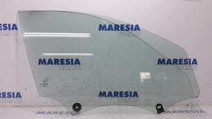 Used Door window 4-door, front right Peugeot 308 SW (L4/L9/LC/LJ/LR) 1.6 BlueHDi 120 Price € 25,00 Margin scheme offered by Maresia Parts