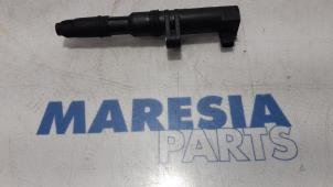 Usados Pasador bobina Renault Espace (JK) 2.0 16V Turbo Precio € 10,00 Norma de margen ofrecido por Maresia Parts
