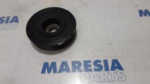 Used Crankshaft pulley Renault Espace (JK) 2.0 16V Turbo Price € 50,00 Margin scheme offered by Maresia Parts