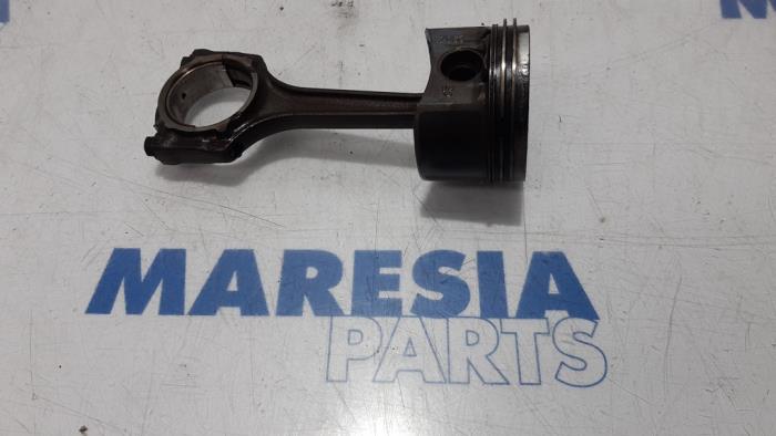 Piston Fiat 500 (312), 2007 1.2, Hatchback, Petrol, 1.242cc, 51kW (69pk), FWD, 169A4000, 2007-07, 312AXA (Used)