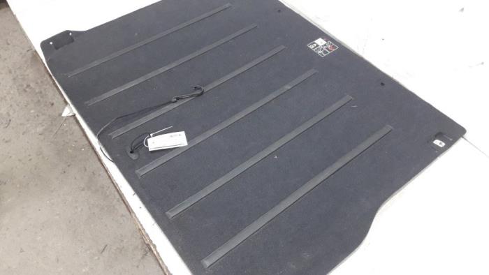 Boot mat from a Renault Scénic III (JZ) 1.6 16V 2009
