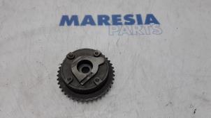 Used Camshaft sprocket Citroen C4 Berline (NC) 1.4 16V VTi Price € 25,00 Margin scheme offered by Maresia Parts